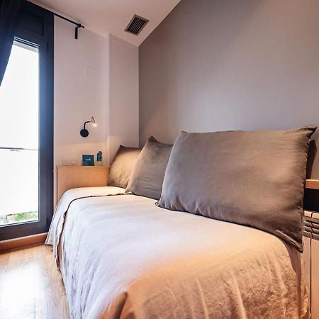 Apartament Sweett - Jardinets Barcelona Zewnętrze zdjęcie