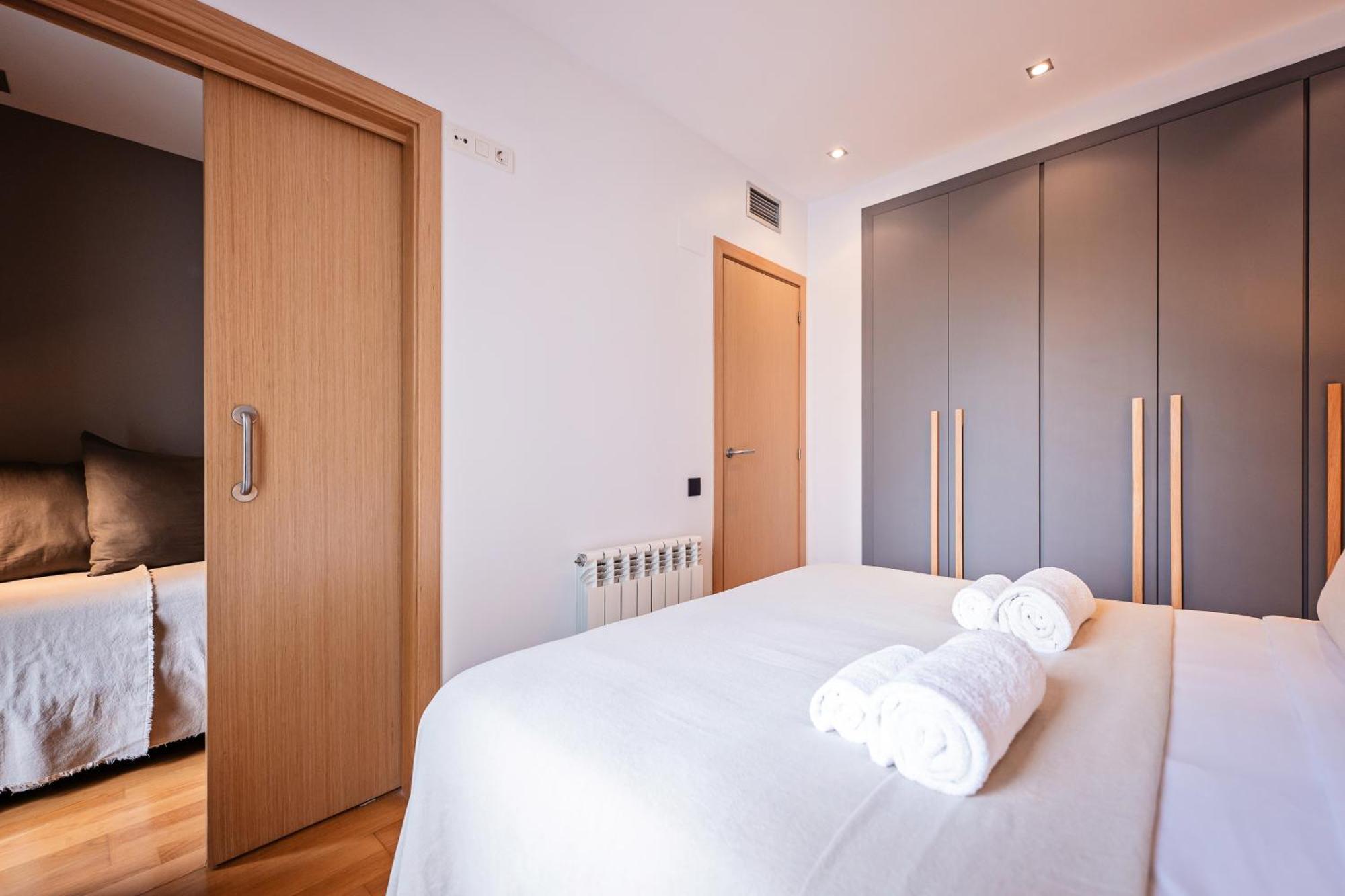 Apartament Sweett - Jardinets Barcelona Zewnętrze zdjęcie